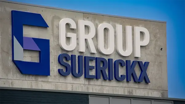Signalisatie en lichtreclame door Opticom voor Suerickx